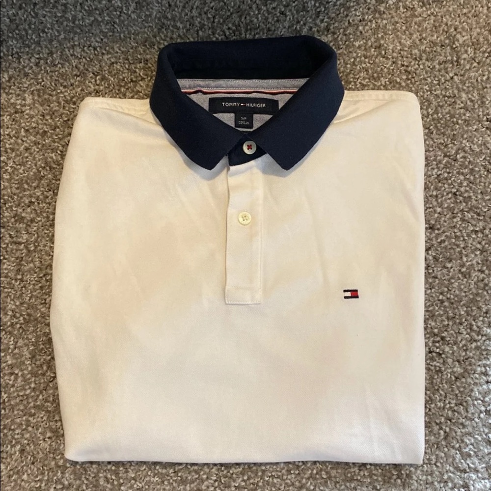 Men’s size Small Tommy Hilfiger polo shirt.